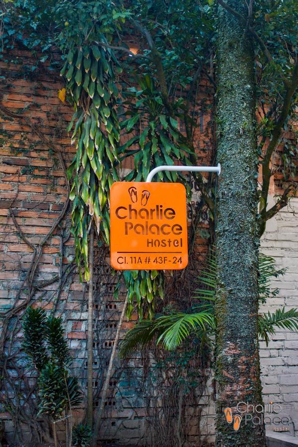 Charlie Palace Hostel 麦德林 外观 照片