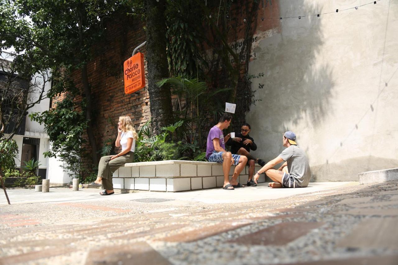 Charlie Palace Hostel 麦德林 外观 照片