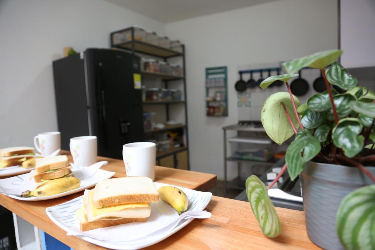 Charlie Palace Hostel 麦德林 外观 照片
